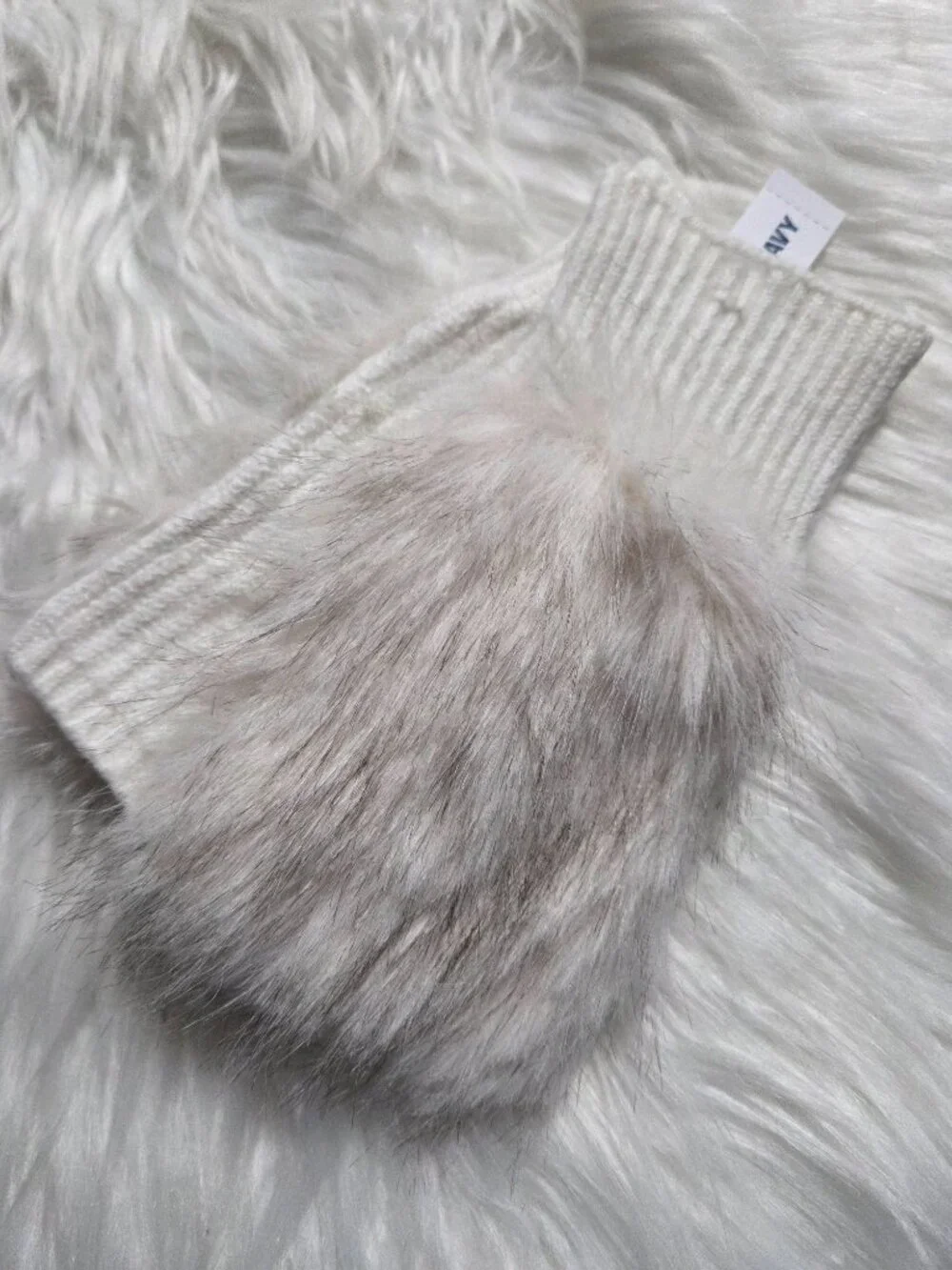 Old Navy Faux-Fur Fingerless Gloves